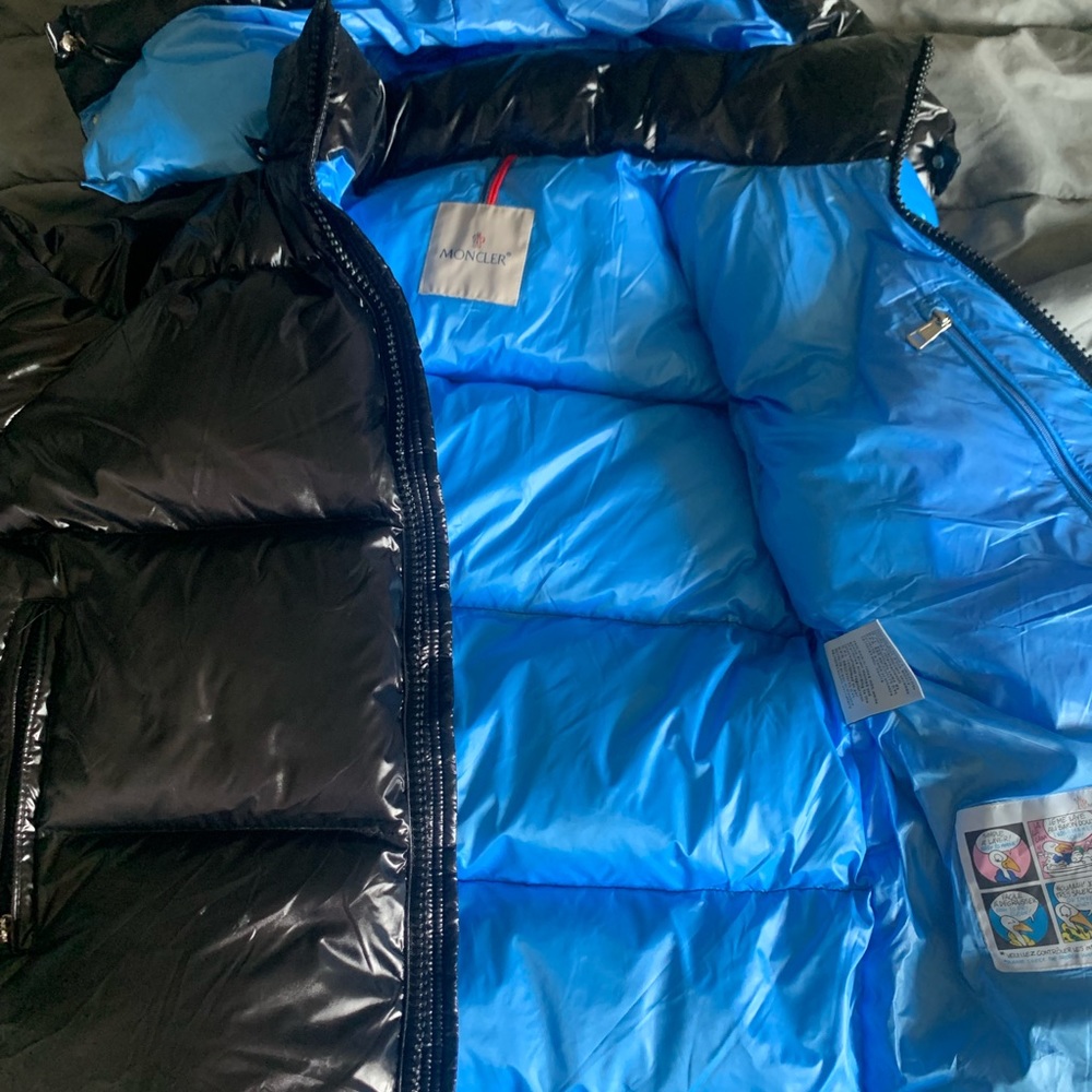 Moncler puffer jacket size S
